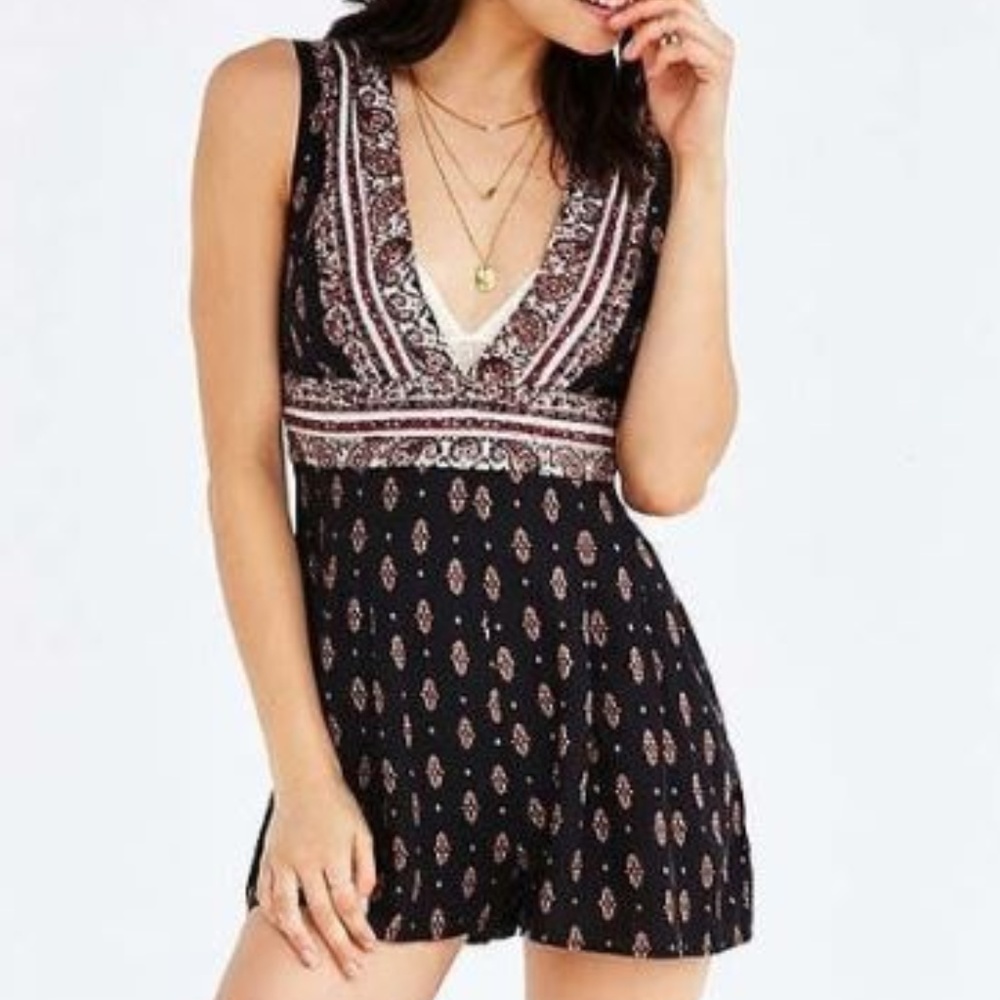 Urban Outfitters Ecote Paisley Plunge Front Romper